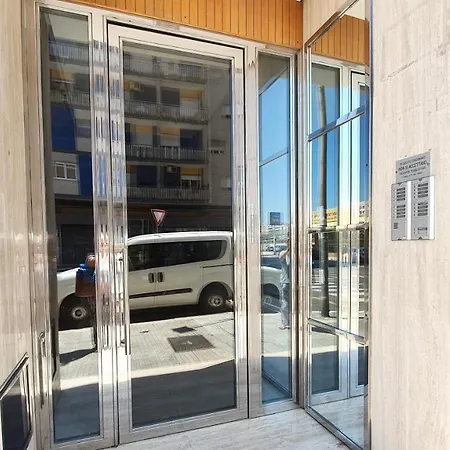 Dimorapulia - Policlinico Couette-café *